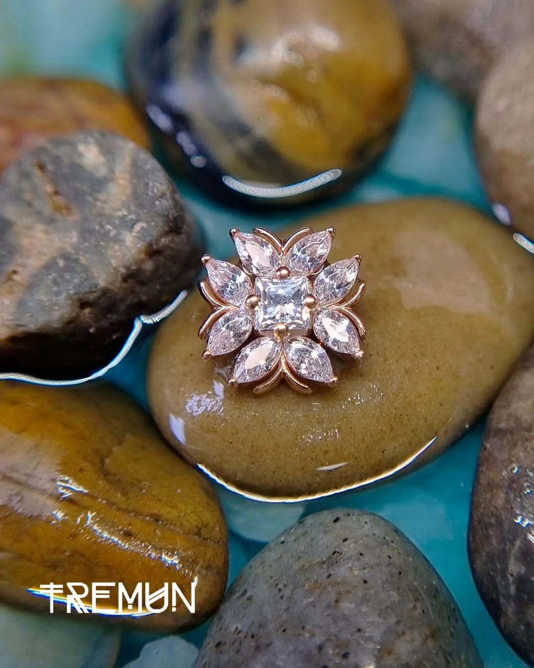 Serena V2 is Shanga Jewellery rose gold