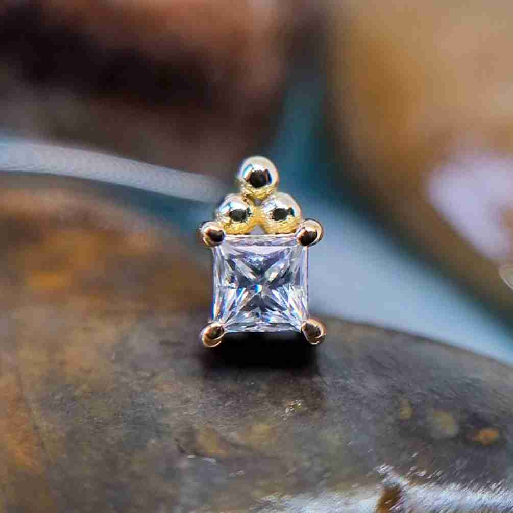 Šperk Square Alisea 1 od Shanga Jewellery